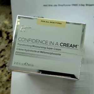 IT Cosmetics Confidence in a Cream Anti-Aging Hydrating Moisturizer  Brand new.